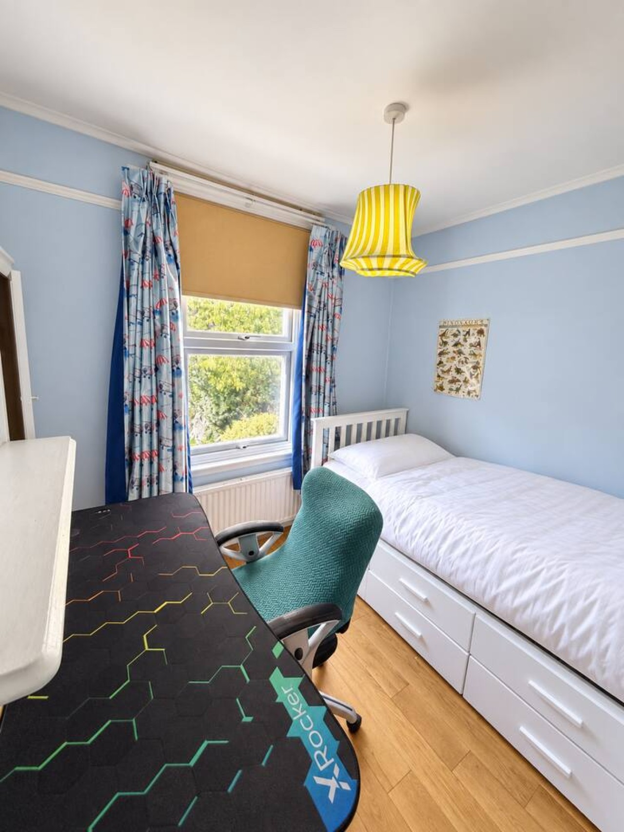 Wimbledon 3-Bed | Private Garden, Sleeps 6 in Strathearn Road - Property image 20 - VivreStays