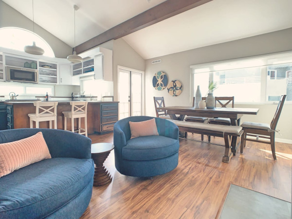 Modern 3bd Beach House|Walk to Belmont Park + Parking