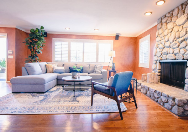 Central coastal home - Ocean views and pool