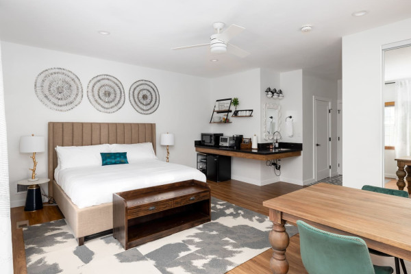 Brand new mountain escape in perfect location