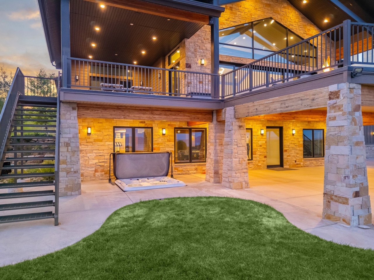 Glenn Haven | Luxury Large Group Getaway Sleeps 60 5