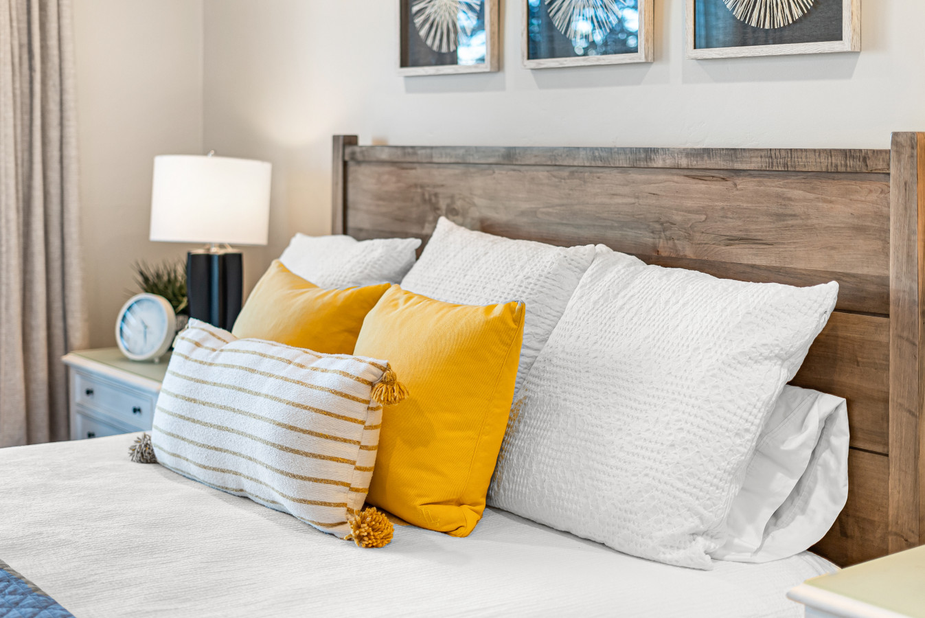 Yellow Family Suite