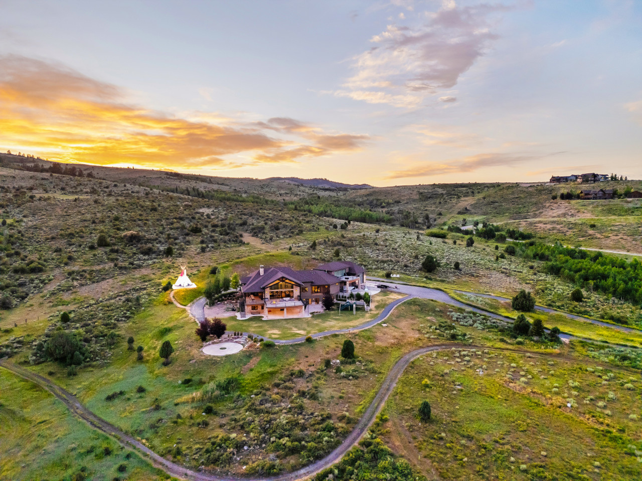 40 Acres of Private Land and Dirt Tracks