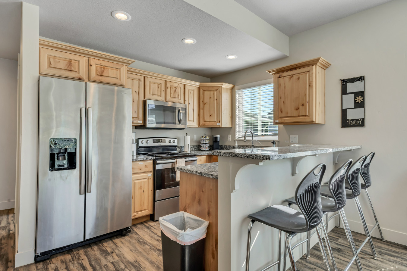 Hill Field 3 by CDH 2