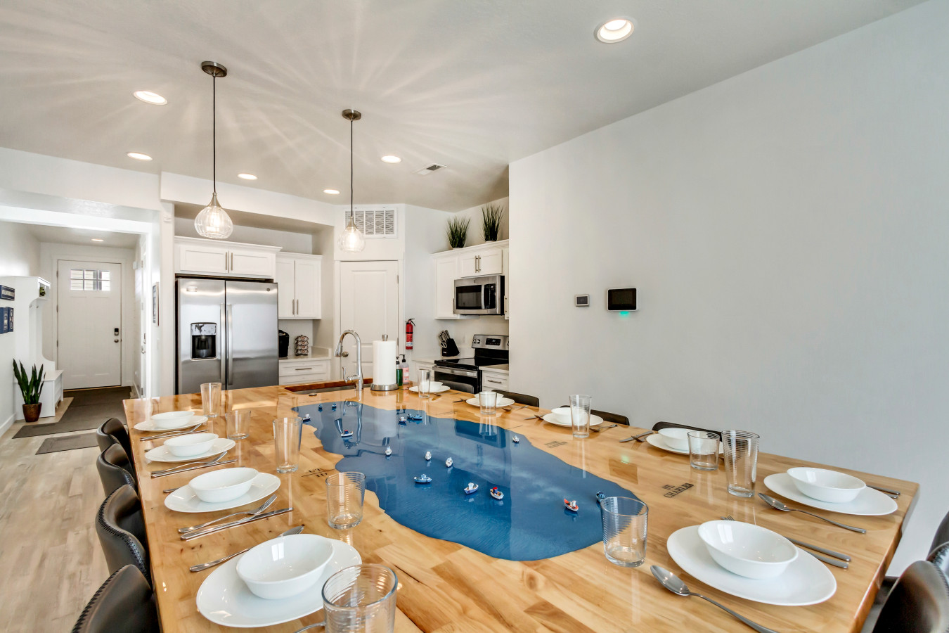 Bear Lake Table | Downtown Garden City Townhome