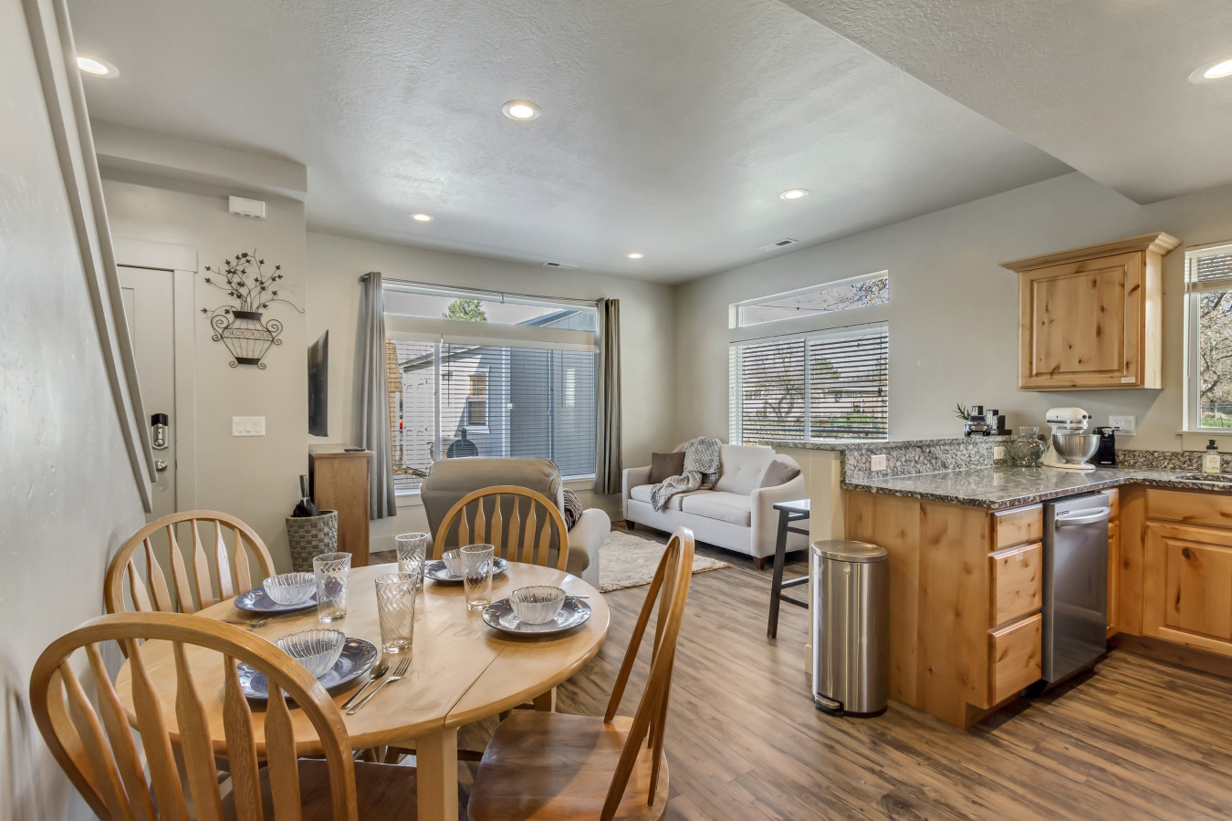 Hill Field 2 and 3 by CDH (Double Town Homes)