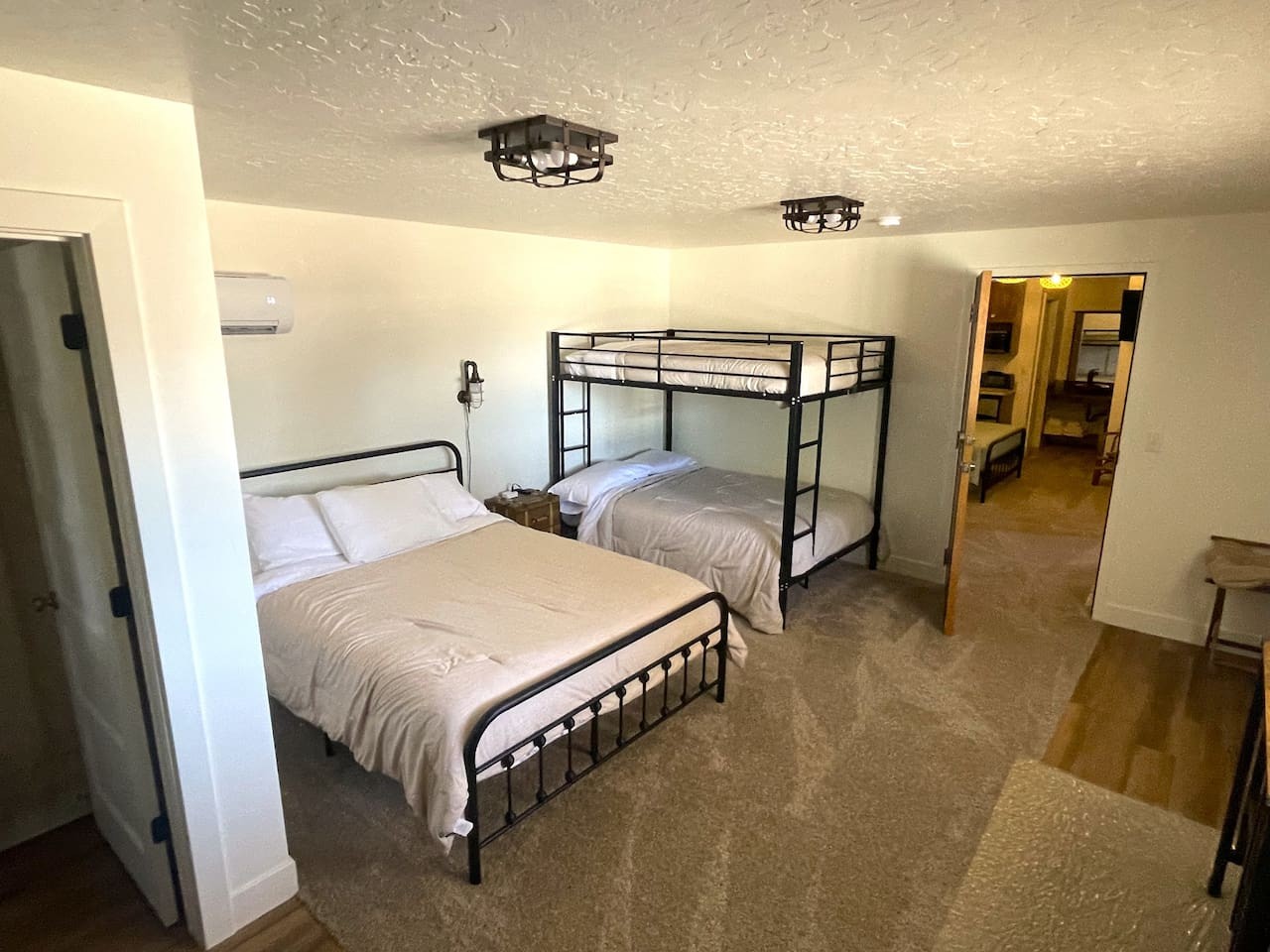 Dino Trails Getaway and Suites photo 5
