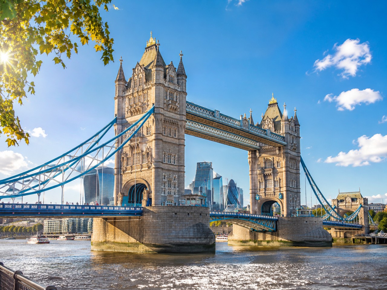 LuxuryLondonStays - Luxury City View AirCon Balcony Rooftop Panoramic London Heated Floor - 1000MB Wi-fi, Sky Garden in Alie Street - Property image 19 - VivreStays