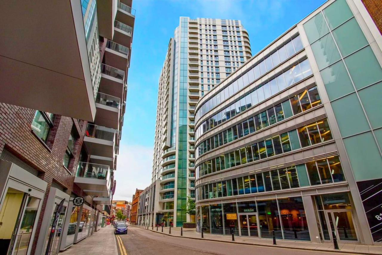 LuxuryLondonStays - Luxury City View AirCon Balcony Rooftop Panoramic London Heated Floor - 1000MB Wi-fi, Sky Garden in Alie Street - Property image 21 - VivreStays