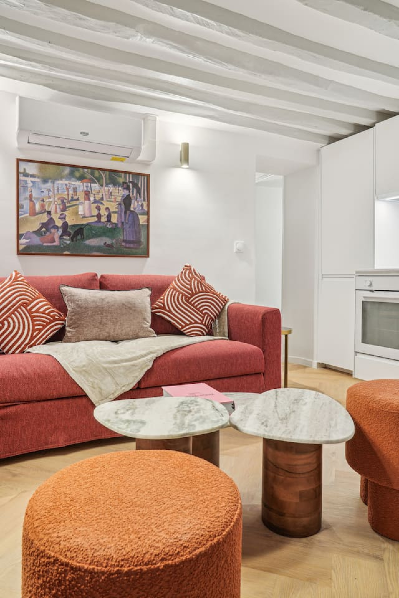 Roch 1 apartment — Sophie Stay