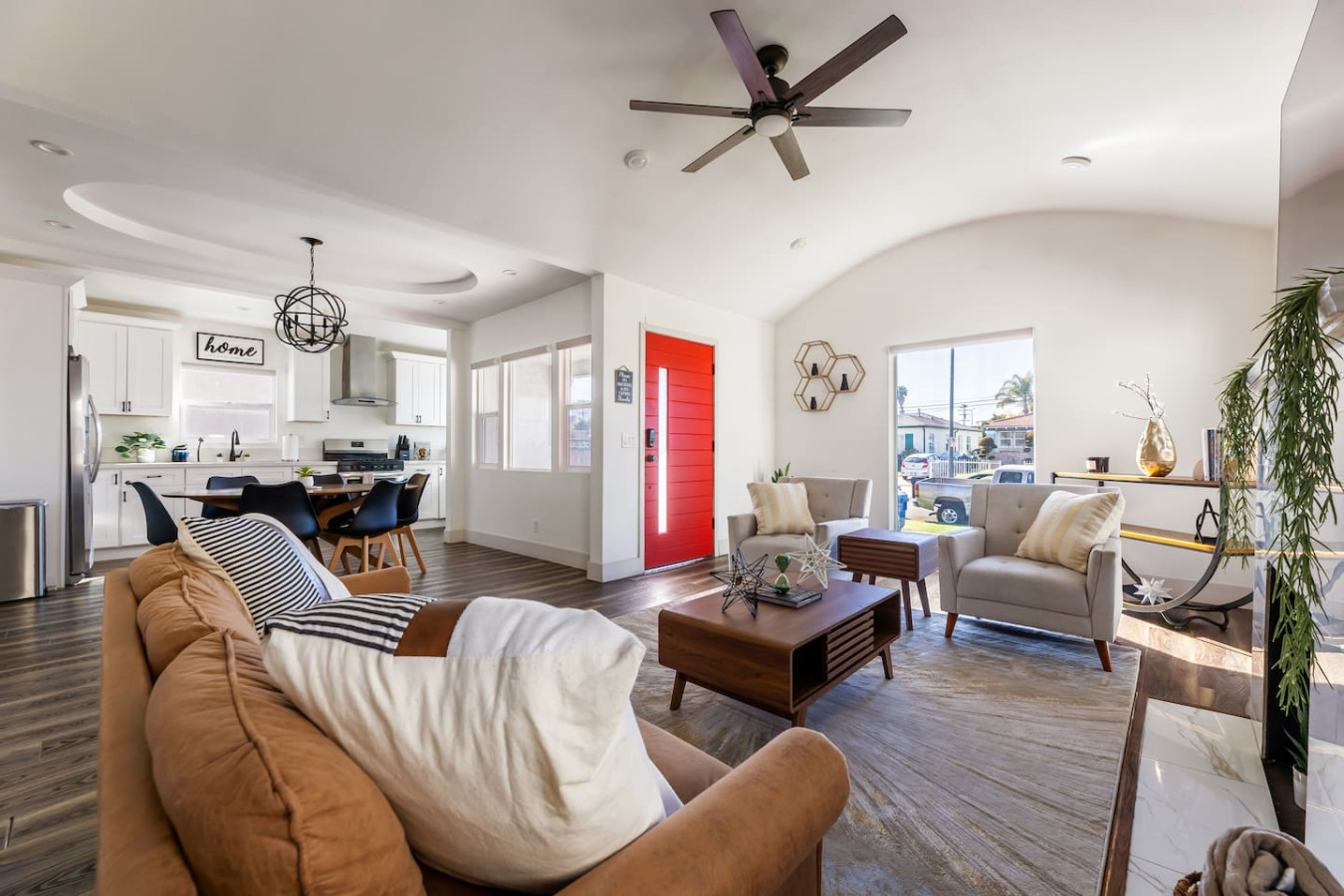 Beautiful Spanish Home Near Sofi, Forum, Lax, Dtla - Los Angeles, CA