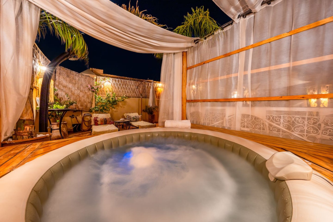 Riad Abyad | Heated Jacuzzi & Free Breakfast