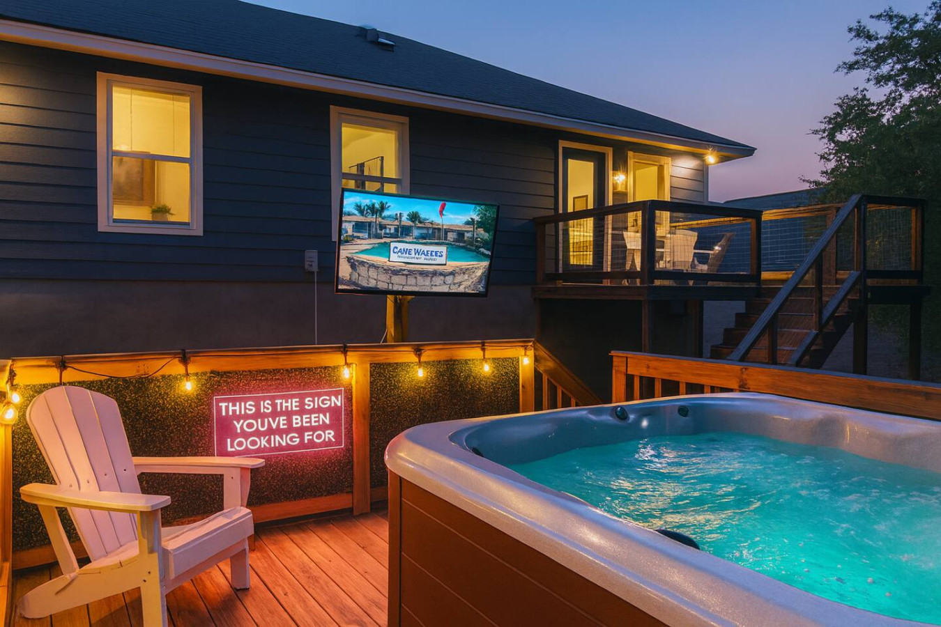 Neon Vibes • Outdoor TV • Hot Tub • Arcade Room
