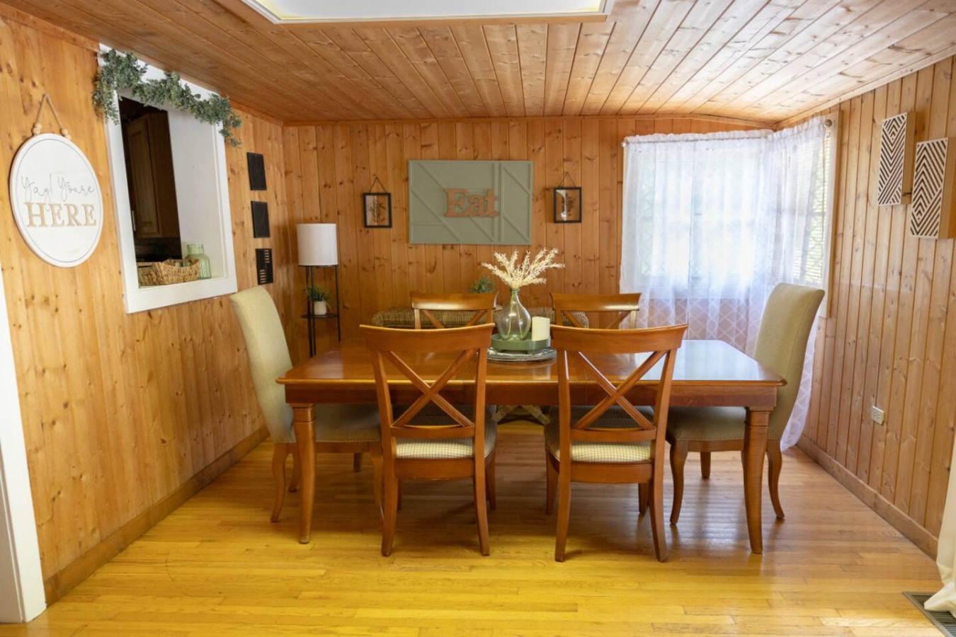 Large Smoky Mtn Cabin! Pool, Patio, Easy Access! - Image 5