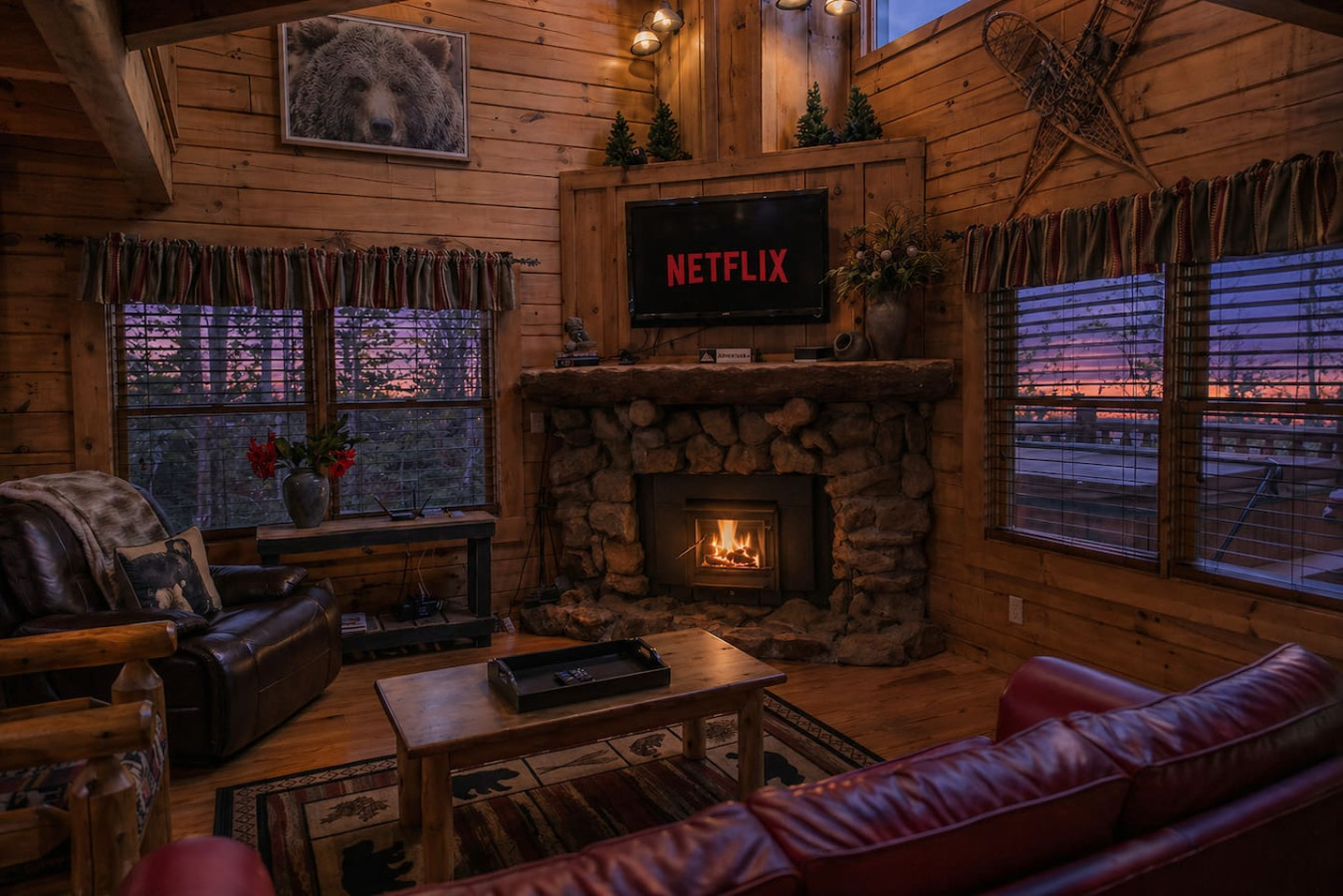 Rustic Pet Friendly Cabin in Pigeon Forge! - Image 3